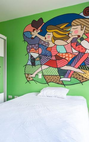 Casa à venda com 250m², 4 quartos e 4 vagas Casa à venda com 250m², 4 quartos e 4 vagasSuíte 1