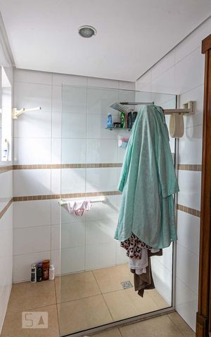 Apartamento à venda com 505m², 4 quartos e 3 vagas Apartamento à venda com 505m², 4 quartos e 3 vagasBanheiro do Quarto 3