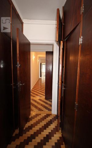 Casa à venda com 280m², 4 quartos e 4 vagasCloset do quarto 4