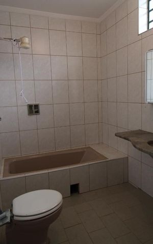 Casa à venda com 280m², 4 quartos e 4 vagasBanheiro do Quarto 4