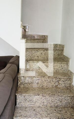Casa à venda com 44m², 2 quartos e 1 vagaSala 