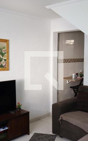 Casa à venda com 44m², 2 quartos e 1 vagaSala 