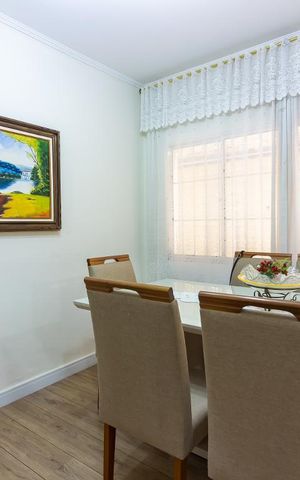 Casa à venda com 161m², 3 quartos e 2 vagasCozinha