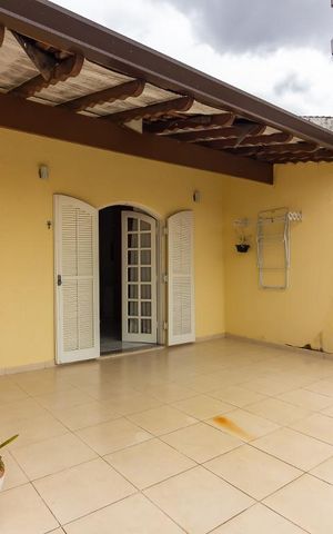 Casa à venda com 161m², 3 quartos e 2 vagasSacada da Suíte
