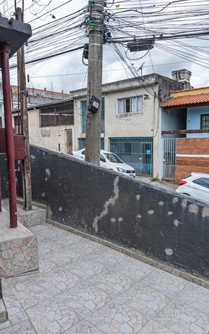 Casa para alugar com 60m², 1 quarto e sem vaga Casa para alugar com 60m², 1 quarto e sem vagaQuintal