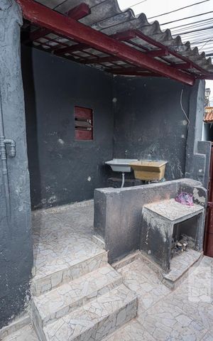 Casa para alugar com 60m², 1 quarto e sem vaga Casa para alugar com 60m², 1 quarto e sem vagaÁrea de Serviço