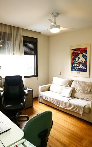 Apartamento à venda com 300m², 4 quartos e 3 vagas Apartamento à venda com 300m², 4 quartos e 3 vagassuíte 1