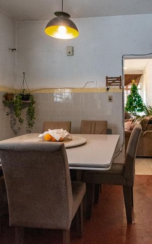 Casa à venda com 152m², 3 quartos e 1 vaga Casa à venda com 152m², 3 quartos e 1 vagaSala de Jantar
