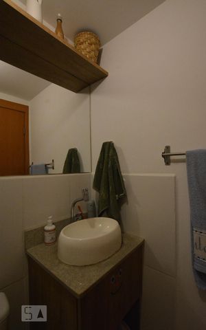 Apartamento à venda com 60m², 2 quartos e 1 vagaBanheiro Social