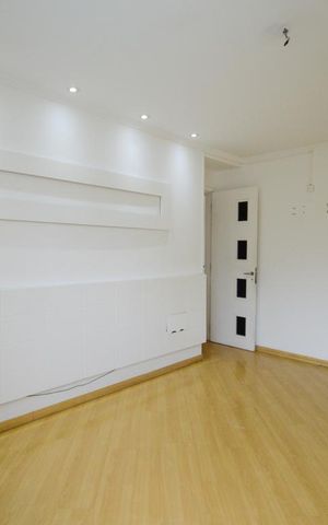 Apartamento à venda com 145m², 4 quartos e 2 vagas Apartamento à venda com 145m², 4 quartos e 2 vagasSuíte