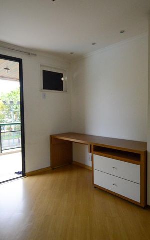 Apartamento à venda com 145m², 4 quartos e 2 vagas Apartamento à venda com 145m², 4 quartos e 2 vagasQuarto 1