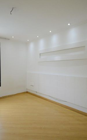 Apartamento à venda com 145m², 4 quartos e 2 vagas Apartamento à venda com 145m², 4 quartos e 2 vagasSuíte