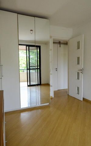 Apartamento à venda com 145m², 4 quartos e 2 vagas Apartamento à venda com 145m², 4 quartos e 2 vagasQuarto 1