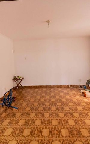 Casa para alugar com 200m², 4 quartos e 3 vagas Casa para alugar com 200m², 4 quartos e 3 vagasSala
