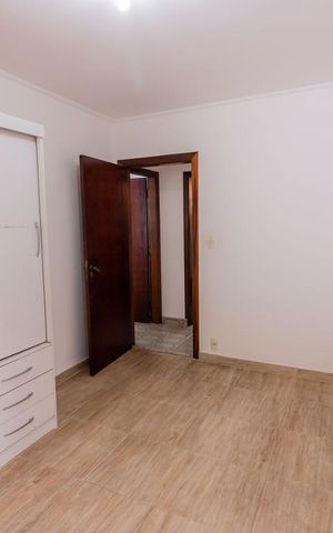 Casa para alugar com 200m², 4 quartos e 3 vagas Casa para alugar com 200m², 4 quartos e 3 vagasQuarto 1