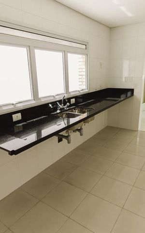 Apartamento à venda com 416m², 3 quartos e 6 vagasCozinha