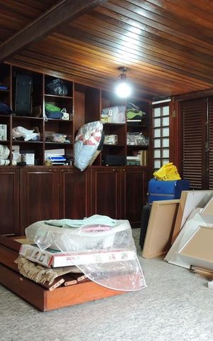 Casa de condomínio à venda com 301m², 4 quartos e 4 vagasCloset do quarto 4
