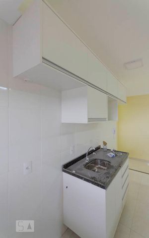 Apartamento à venda com 56m², 2 quartos e 1 vaga Apartamento à venda com 56m², 2 quartos e 1 vagaCozinha