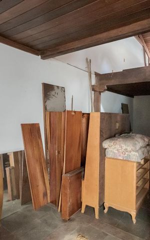 Casa à venda com 458m², 8 quartos e 6 vagas Casa à venda com 458m², 8 quartos e 6 vagasDepósito