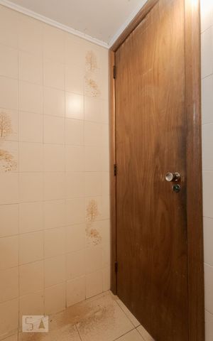 Casa à venda com 458m², 8 quartos e 6 vagas Casa à venda com 458m², 8 quartos e 6 vagasBanheiro