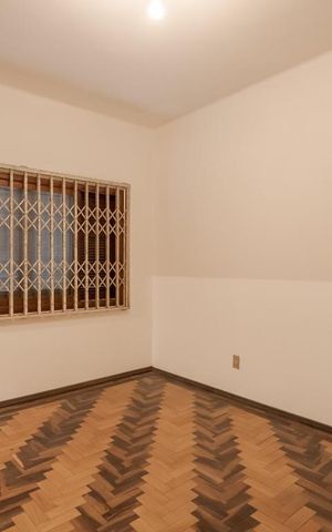 Casa à venda com 458m², 8 quartos e 6 vagas Casa à venda com 458m², 8 quartos e 6 vagasSala 2
