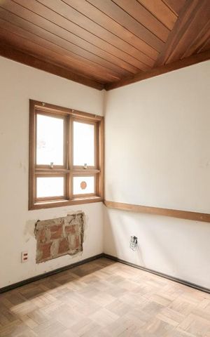 Casa à venda com 458m², 8 quartos e 6 vagas Casa à venda com 458m², 8 quartos e 6 vagasQuarto 6