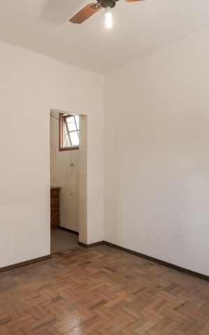 Casa à venda com 458m², 8 quartos e 6 vagas Casa à venda com 458m², 8 quartos e 6 vagasSuíte 1