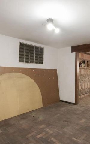 Casa à venda com 458m², 8 quartos e 6 vagas Casa à venda com 458m², 8 quartos e 6 vagasSala de Jantar