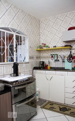 Casa para alugar com 120m², 4 quartos e 2 vagasCozinha