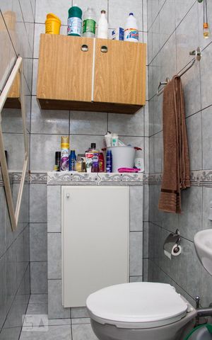 Casa para alugar com 120m², 4 quartos e 2 vagasBanheiro Social