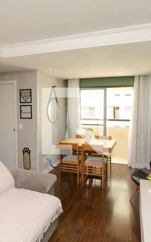 Apartamento à venda com 57m², 2 quartos e 1 vagaSala