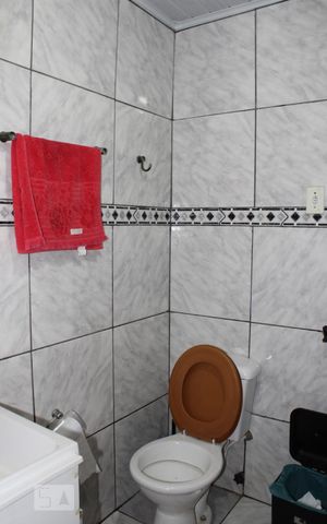 Casa à venda com 80m², 3 quartos e 2 vagasBanheiro