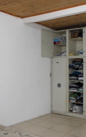 Casa à venda com 80m², 3 quartos e 2 vagasQuarto 3