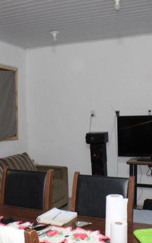 Casa à venda com 80m², 3 quartos e 2 vagasSala/Cozinha