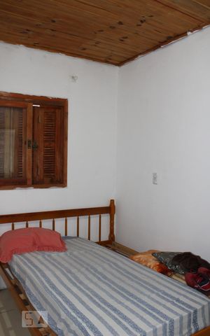 Casa à venda com 80m², 3 quartos e 2 vagasQuarto 1