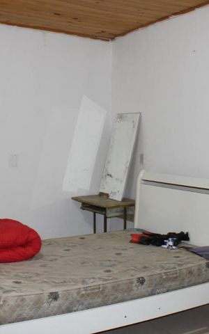 Casa à venda com 80m², 3 quartos e 2 vagasQuarto 3