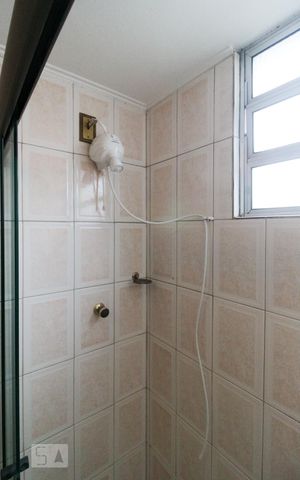 Apartamento à venda com 72m², 2 quartos e 1 vaga Apartamento à venda com 72m², 2 quartos e 1 vagaBanheiro