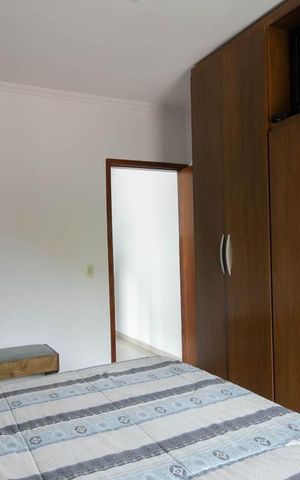 Casa à venda com 300m², 4 quartos e 9 vagasSuíte 