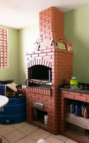 Casa à venda com 300m², 4 quartos e 9 vagasChurrasqueira