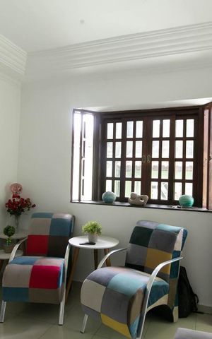 Casa à venda com 300m², 4 quartos e 9 vagasSala