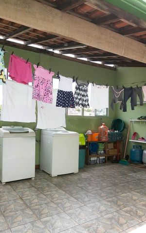 Casa à venda com 300m², 4 quartos e 9 vagasÁrea de Serviço 