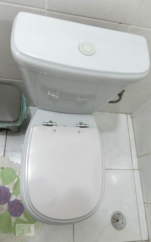 Casa à venda com 300m², 4 quartos e 9 vagasLavabo