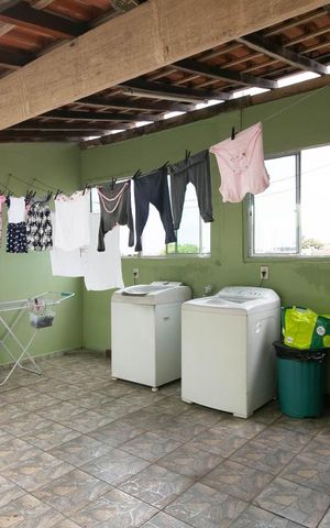 Casa à venda com 300m², 4 quartos e 9 vagasÁrea de Serviço 
