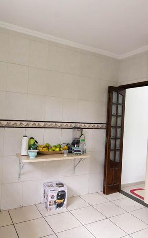 Casa à venda com 300m², 4 quartos e 9 vagasCozinha