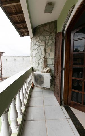 Casa à venda com 300m², 4 quartos e 9 vagasVaranda da Suíte