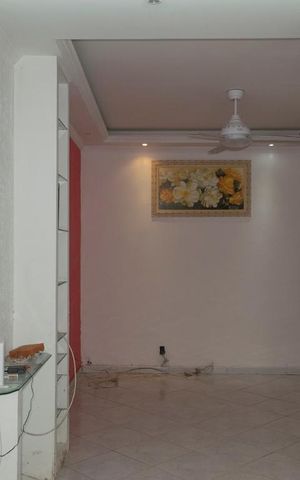 Apartamento à venda com 90m², 2 quartos e sem vagaSala