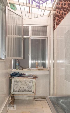 Apartamento à venda com 90m², 2 quartos e sem vagaÁrea de serviço