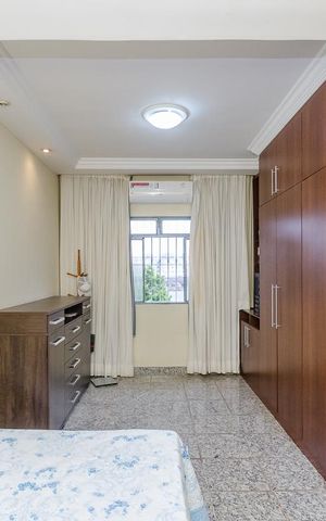 Casa à venda com 350m², 5 quartos e 8 vagasQuarto 4
