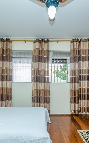 Casa à venda com 350m², 5 quartos e 8 vagasSuíte
