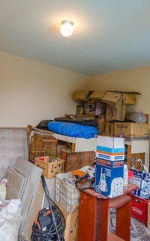 Casa à venda com 350m², 5 quartos e 8 vagasQuarto de Serviço